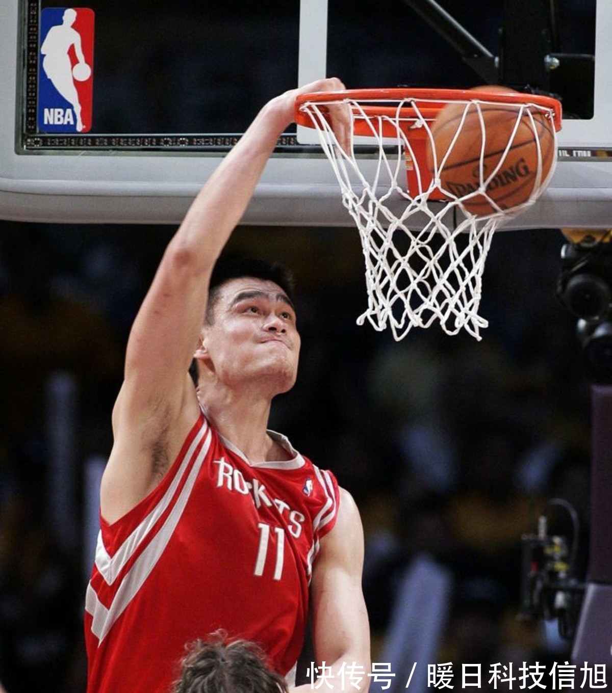 场策略上的 场策略上的