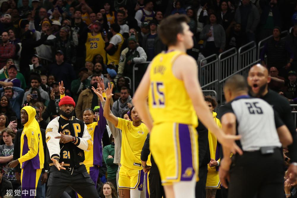 斯凯利就以 斯凯利就以