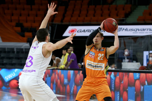 英派斯杯 英派斯杯